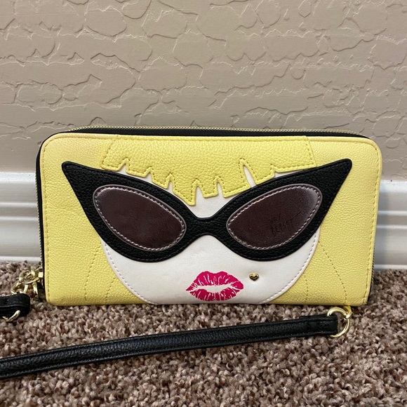 Betsey Johnson Wallet with long strap - Picture 3 of 3